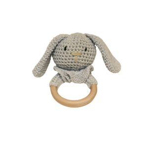 SONAJERO TEJIDO C/ CIRCULO MADERA CONEJO CELESTE